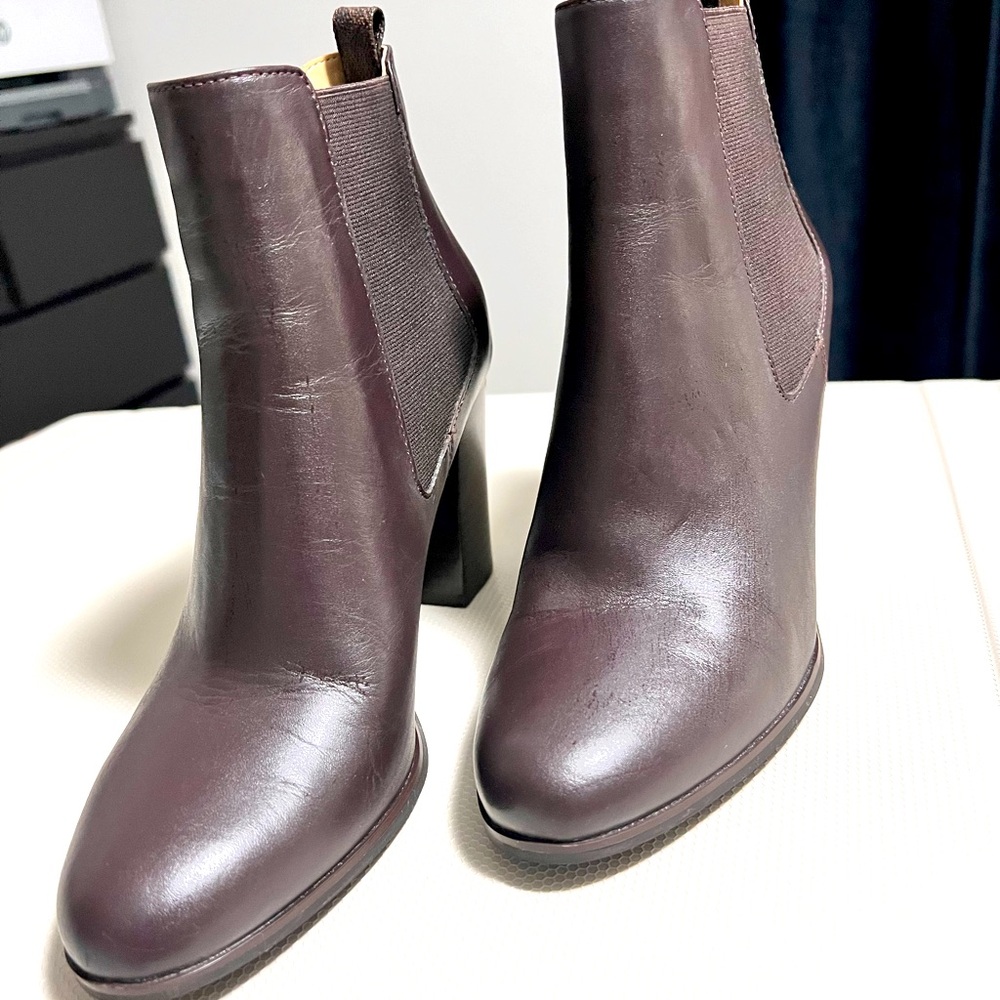 Michael kors brown booties!!!!